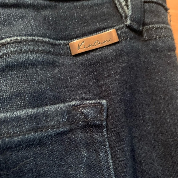 Women’s dark wash Kancan made for Maurice’s stretchy and soft jeans size 31. - Picture 9 of 14